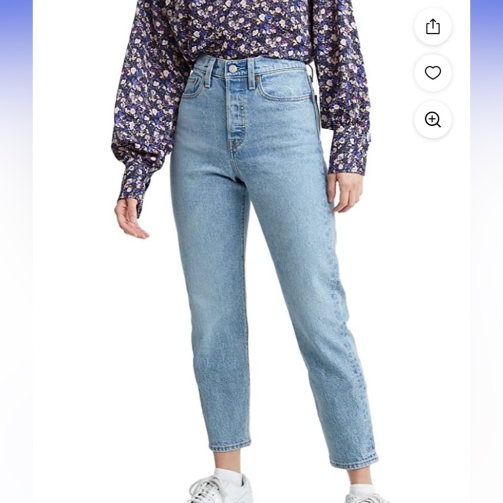 Women’s Levi’s 501 jeans